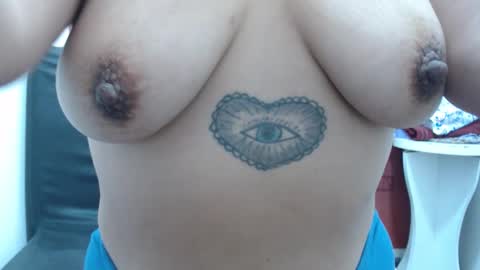  Laura  online show from October 24, 2:24 pm