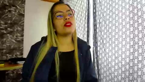 LARA online show from January 6, 4:02 pm