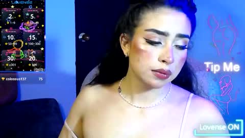 laura_pink01 online show from November 22, 6:16 am