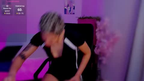 Laura Rose online show from November 13, 2:54 am