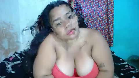laura_sofia23 online show from February 26, 7:35 pm