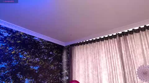 Hello LauraVega   Ill be back on 1212 online show from February 17, 2:06 pm