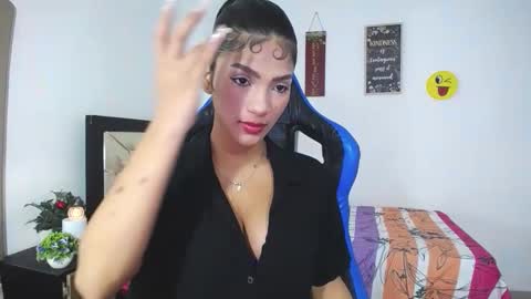 Laura online show from November 28, 6:05 am