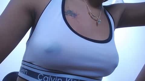 Snapshot of lauramossart chatting on October 22, 7:57 am lauramossart online show from October 22, 7:57 am