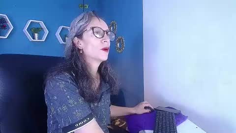 Laura Sofia online show from February 16, 3:56 pm