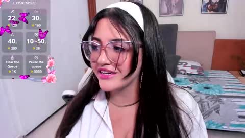 Lauren online show from October 17, 7:17 pm