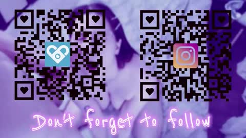 laurenceandviolette online show from February 12, 8:32 pm