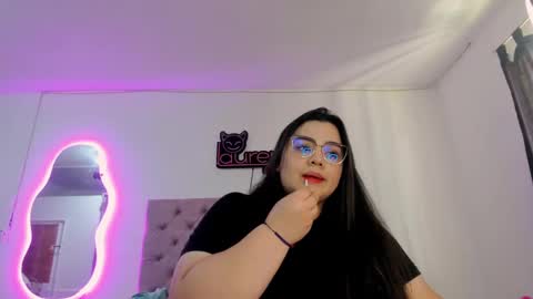 laurenlaine online show from January 16, 6:06 pm