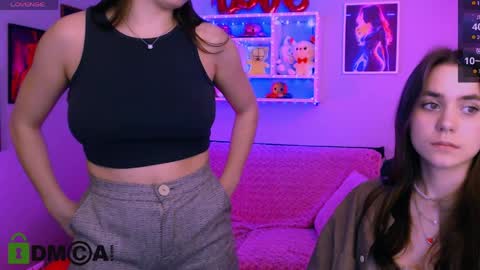 Laure online show from April 3, 4:27 pm