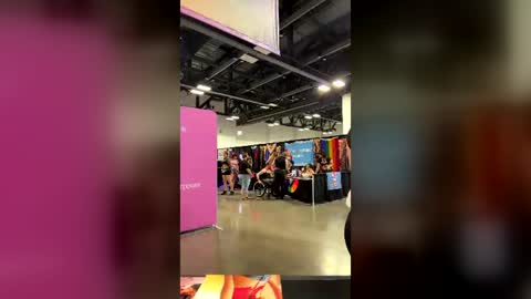Lauren Phillips online show from June 26, 10:33 pm