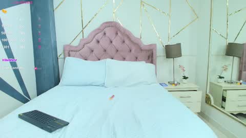 Lauren  online show from March 3, 4:54 pm