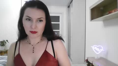 Snapshot of lavender_victoria chatting on January 12, 5:11 pm Diana  online show from January 12, 5:11 pm
