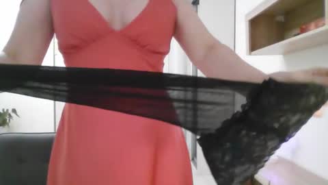 Snapshot of lavender_victoria chatting on January 13, 4:51 pm Diana  online show from January 13, 4:51 pm