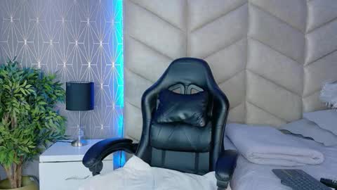 laya online show from February 11, 2:36 am