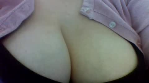 layannalea online show from July 13, 7:58 pm
