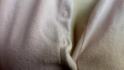 layannalea online show from June 26, 1:29 am