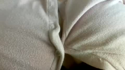layannalea online show from July 17, 1:54 am