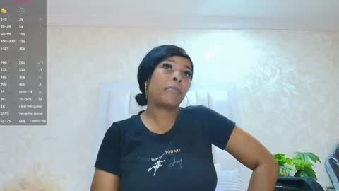 L A Y L A online show from April 13, 1:12 pm