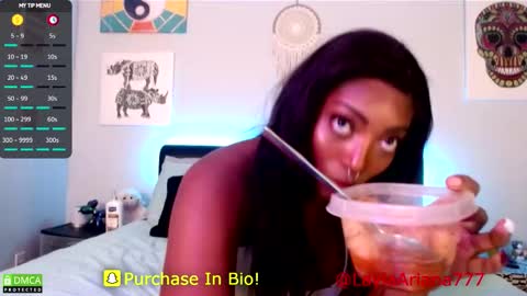 LaylaAriana online show from March 25, 3:01 am