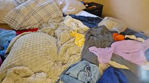 Snapshot of laylalucks chatting on October 22, 8:14 pm laylalucks online show from October 22, 8:14 pm