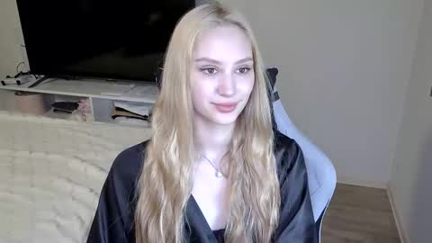 LaylaPretty001 online show from May 29, 5:38 am