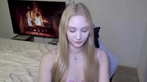 LaylaPretty001 online show from February 20, 6:59 am