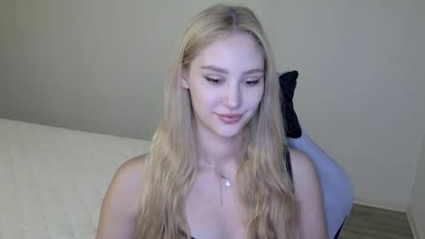 LaylaPretty001 online show from December 4, 5:21 am