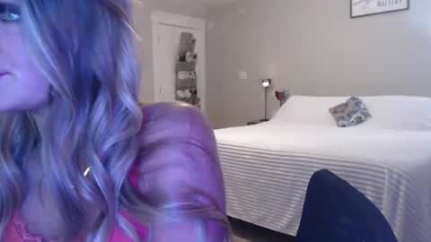 Lola Bunny online show from February 9, 3:32 am