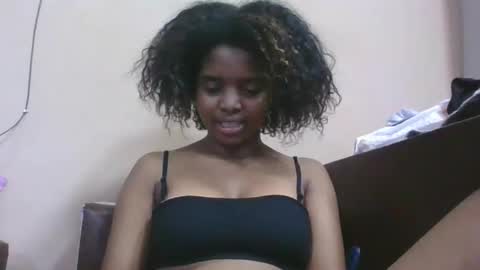 lea96546 online show from April 1, 11:22 am