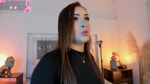 lea_walkerr online show from April 7, 7:16 pm