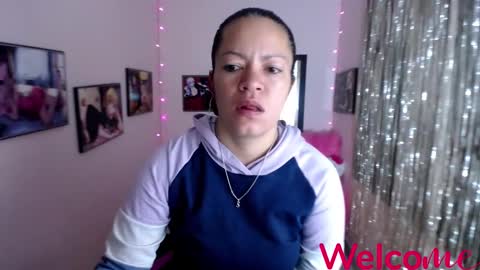 Leandra online show from February 25, 12:16 pm