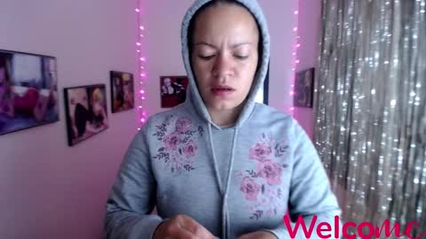 Leandra online show from February 27, 12:13 pm