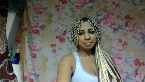leatianaa online show from June 13, 8:23 am