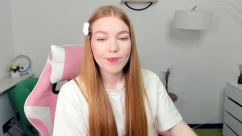 Lilly online show from November 30, 9:08 pm