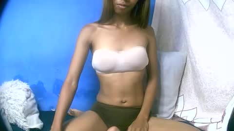 leeromi online show from March 19, 3:22 am