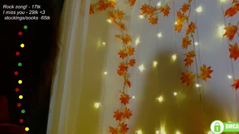 Snapshot of leia_bell chatting on October 11, 7:27 pm hey Im Leia and I love rock  online show from October 11, 7:27 pm