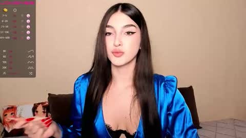 Leila online show from November 22, 12:30 pm