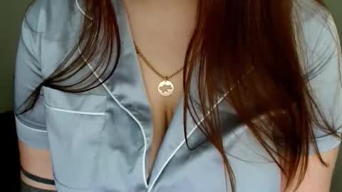 Leila online show from December 4, 7:10 am