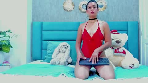   online show from February 13, 4:22 am