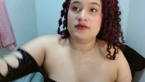 leilaprettysex online show from February 19, 12:59 pm
