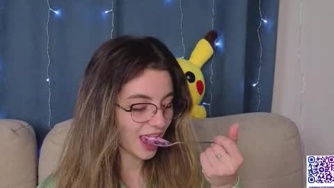 Alexandria online show from November 21, 8:55 pm