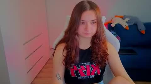 Lelia online show from October 7, 12:42 pm