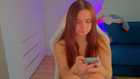 Lelia online show from October 2, 11:59 am