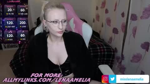 Lena Amelia online show from March 10, 8:02 pm