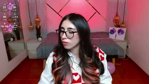 Lena online show from June 3, 8:25 pm