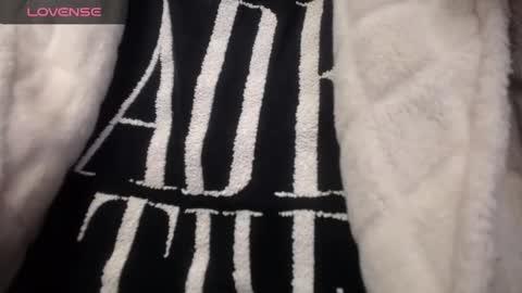 Snapshot of lenagolden chatting on January 23, 2:07 pm lenagolden online show from January 23, 2:07 pm