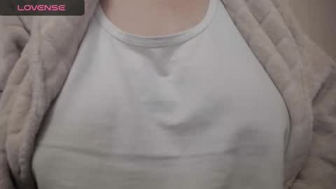 Snapshot of lenagolden chatting on January 10, 5:58 am lenagolden online show from January 10, 5:58 am