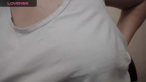 Snapshot of lenagolden chatting on January 9, 5:33 pm lenagolden online show from January 9, 5:33 pm