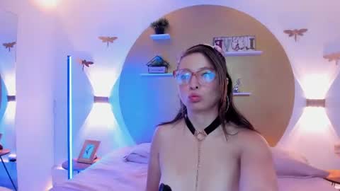 Lenna  online show from June 19, 11:35 am