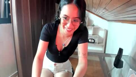 lennox_amy online show from May 29, 1:31 pm